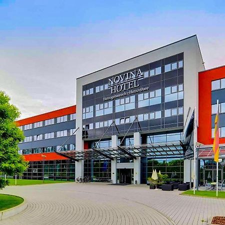Novina Hotel Herzogenaurach Herzo-Base Exterior foto